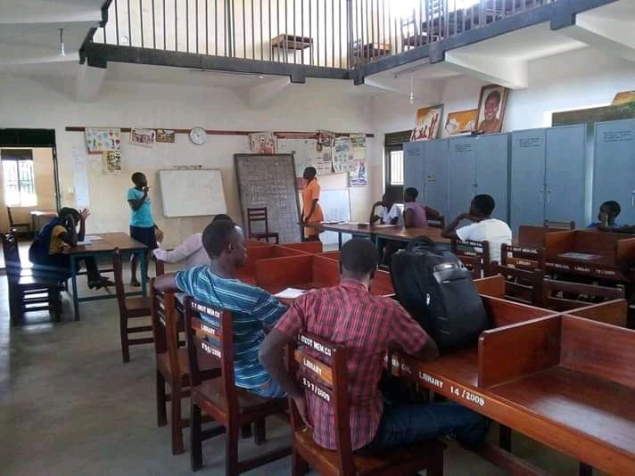 AcoliDebate's tweet photo. Training of various Schools and institutions are on going awaiting the Tournament i.e Acoli Debate League @OkotOlaa @AngeyoJolie @kakamakaloss @JacobOulanyah @omona_pa @rwoths_own @KerKwaroAcoli https://t.co/SK4qoazG6l