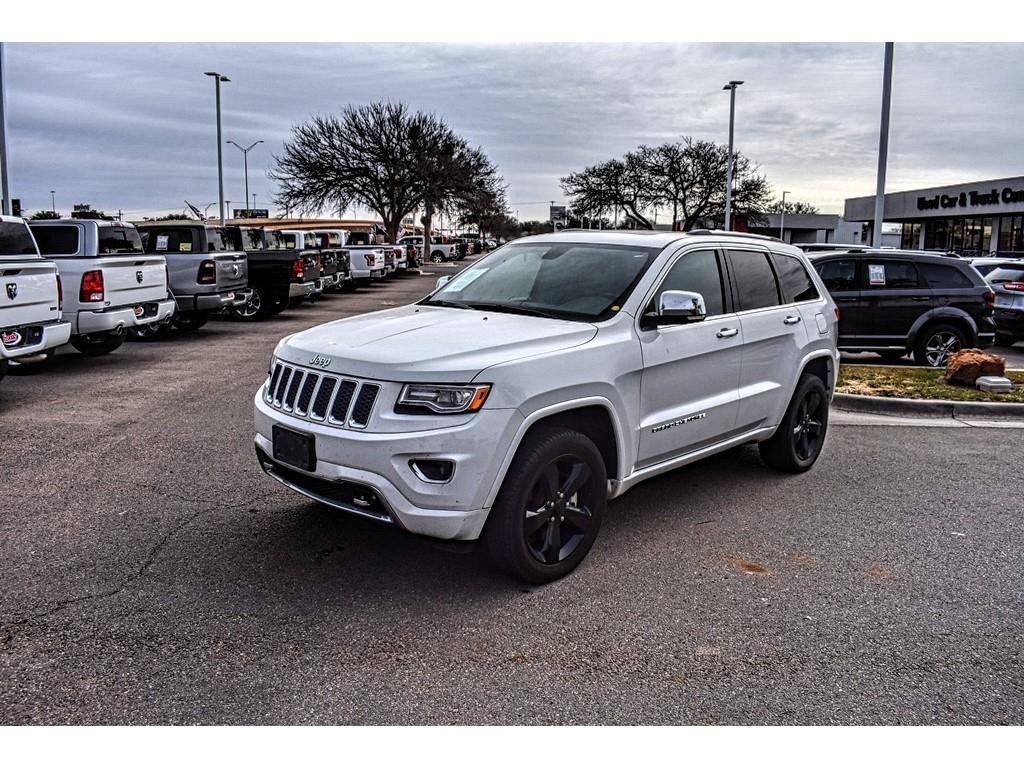 FrontierAuto's tweet image. Low miles 🚨 This stunning 2015 #JeepGrandCherokee Overland has less than 45,000 miles! Learn more: bit.ly/2FNoEyF