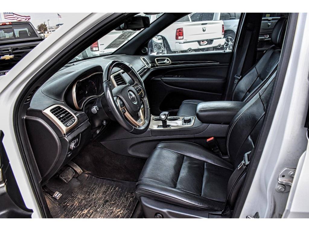 FrontierAuto's tweet image. Low miles 🚨 This stunning 2015 #JeepGrandCherokee Overland has less than 45,000 miles! Learn more: bit.ly/2FNoEyF