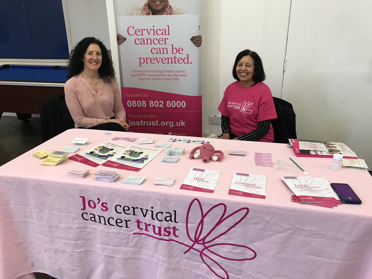 @JoTrust Manchester Community Champs at the Aquarius Centre in Hulme today speaking to local people about the new HPV screening. #CervicalScreeningSavesLives