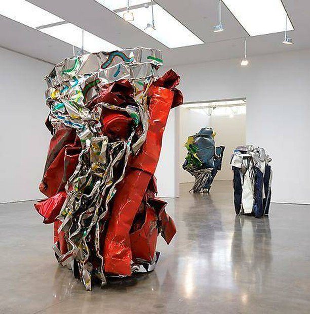 CallamariArt's tweet photo. Happy birthday to John Chamberlain (1927-2011,) an artist who was ahead of his time in recycling and repurposing.
.
#JohnChamberlain #ContemporarySculpture #CrashedCars #gagosian https://t.co/iiVl4RbCur https://t.co/Vfs055l2XM