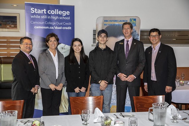 CamosunGiving's tweet photo. Thank you to @RBC for giving $50,000 to @camosun's South Island Partnership program! Your #RBCFutureLaunch gift will support high school students from 5 regional districts who take #Camosun courses while completing their high school diploma. https://t.co/5dsGgNjvID https://t.co/AIPSfZeh2O
