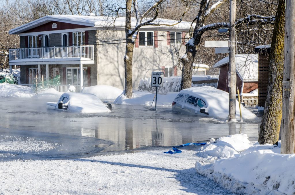 CanadianWater's tweet image. “To protect that investment, any homeowner who lives where it rains can easily and cost-effectively deploy simple measures to lower their chances of experiencing basement flooding,"  said Blair Feltmate, head of @ICCA_Canada. 

watercanada.net/report-identif…

#Flooding #BasementFlooding