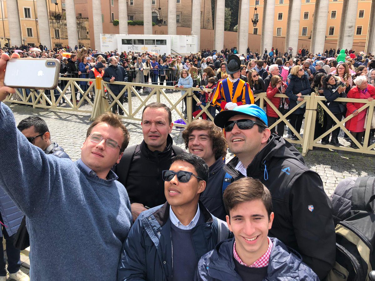 CMU Miraflores (@cmumiraflores) on Twitter photo ¡1er premio! Iniciativas Sociales en <a href="/Univ_Forum/">@UnivForum</a>
.
#Roma #Congreso #SemanaSanta2019 #UnivForum #Miraflores #1stPrizeWinner ¡1er premio! Iniciativas Sociales en <a href="/Univ_Forum/">@UnivForum</a>
.
#Roma #Congreso #SemanaSanta2019 #UnivForum #Miraflores #1stPrizeWinner