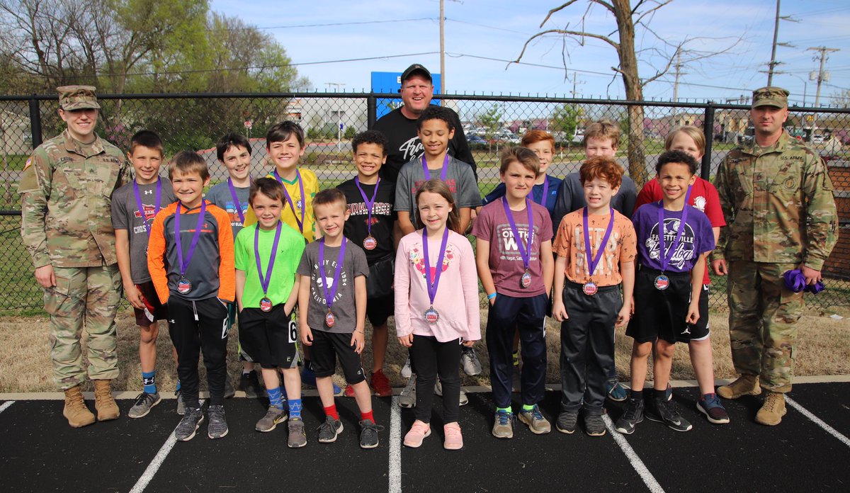 FayBulldogsTF's tweet photo. Thanks for everyone that took part in the Pup Run on Friday we look forward to doing it again next year!!! https://t.co/bh0CyMjpcP