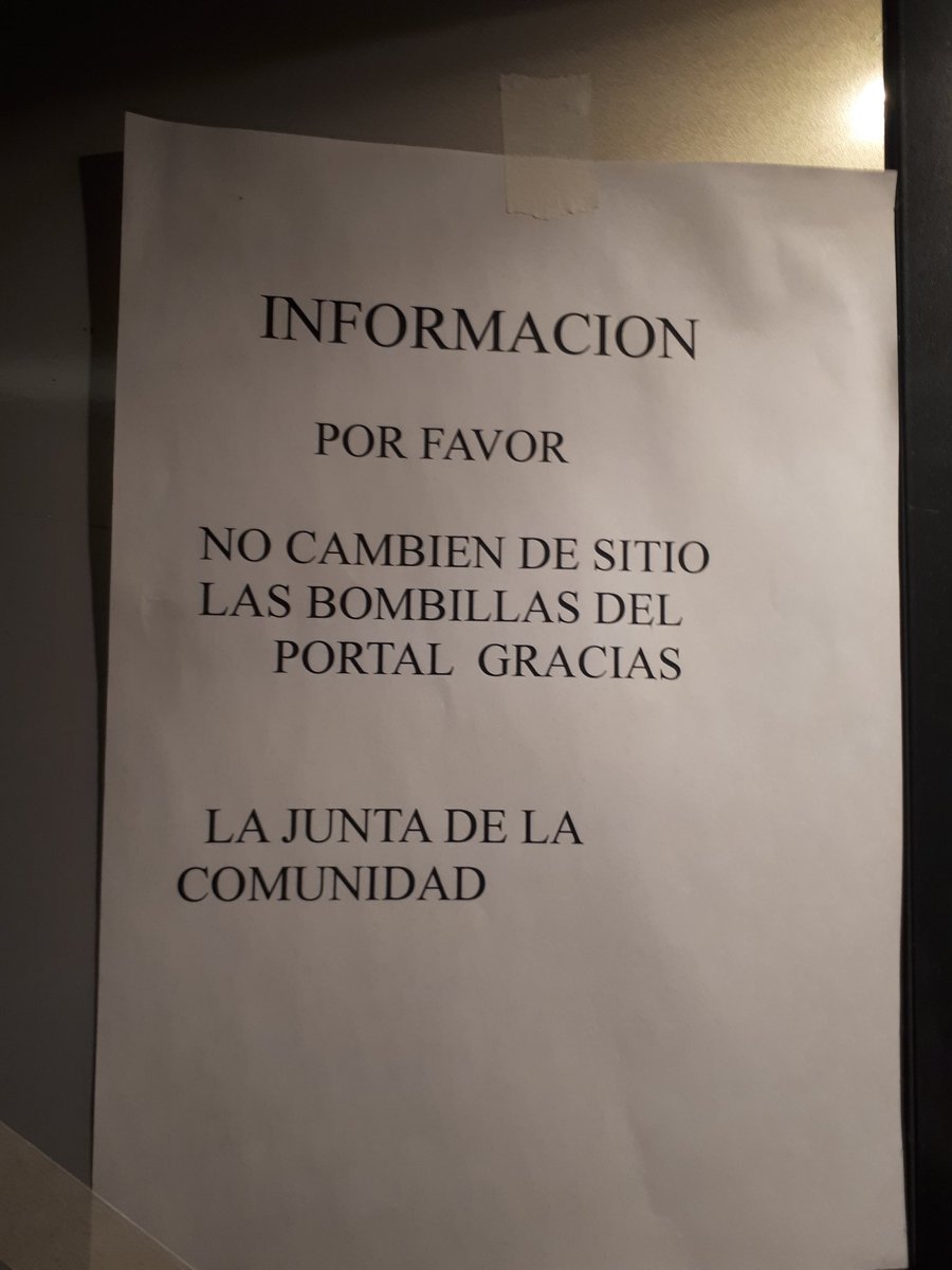 BrisCarlos's tweet photo. @vidamoderna 
necesito que comenteis este comunicado que pusieron en el ascensor de mi piso https://t.co/w7jZycOsLE