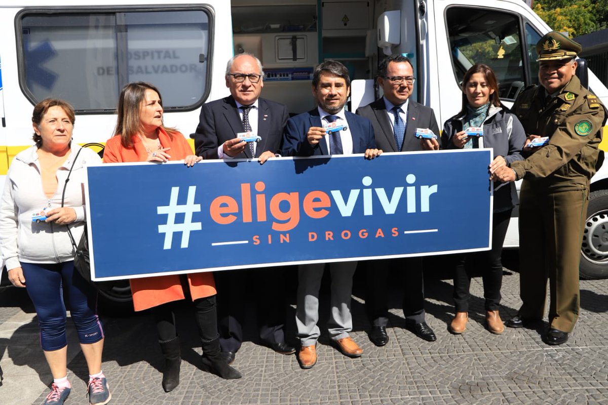 jmartinezvalpo's tweet photo. Porque queremos #CeroDrogasAlVolante⛔️, este fin de semana largo se aplicará el #NarcoTest. Herramienta preventiva de fiscalización a conductores de la región. Estamos dando una batalla implacable contra las drogas❌. #EligeVivirSinDrogas https://t.co/h1uSKeOF48