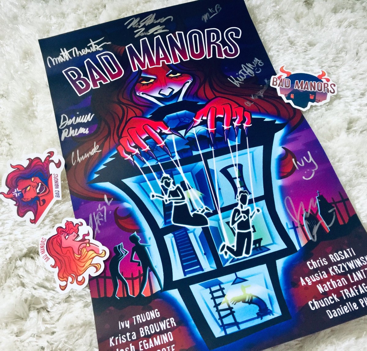 expresso_games's tweet image. Want a signed #BadManors poster? Or perhaps some stickers? We're going to have a whole bunch of merch at our #LUS2019 booth tomorrow! We're even giving away some Lucy inspired devil-horn headbands! Come chat with us and maybe you'll walk away with some sweet #BadManors merch 👻