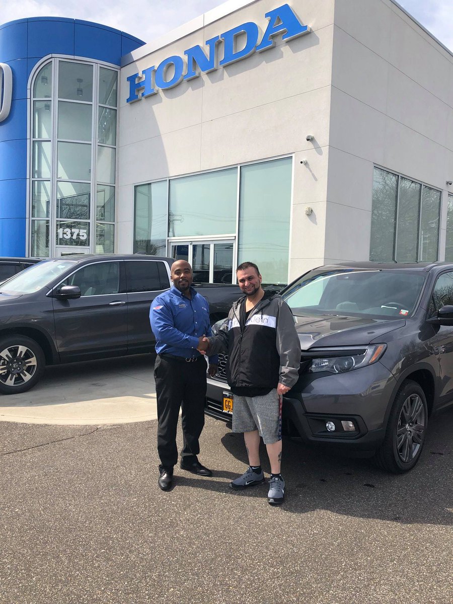 NY Auto Giant (@nyautogiant) on Twitter photo 🚗🔑 Congratulations to Carmine Luongo on his brand new 2019 #Honda Passport courtesy of product specialist John Marshall of <a href="/AtlanticHonda/">Atlantic Honda</a>.
The Honda Passport is the ultimate vehicle for adventure. View Atlantic Honda's inventory here: bit.ly/2Ue15UV 🚗🔑 Congratulations to Carmine Luongo on his brand new 2019 #Honda Passport courtesy of product specialist John Marshall of <a href="/AtlanticHonda/">Atlantic Honda</a>.
The Honda Passport is the ultimate vehicle for adventure. View Atlantic Honda's inventory here: bit.ly/2Ue15UV