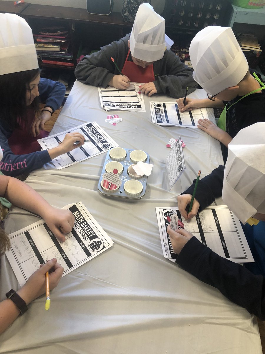 MrsWsLeaders's tweet photo. Math Bakery is open for multiplying fractions business in room 304. #setthestagetoengage #mathmadefun @emilyshaw7117 @nweseagles https://t.co/pGJQpg60Lt
