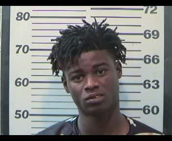 MobileDAoffice's tweet photo. Today, a bond hearing was held for Ledarrius Mcmillian who is charged with the MURDER of Jamal Chambers in 2018. Bond was set at $150,000 with a $7,500 cash component, Preliminary Hearing is set for 5/22/19. #MobileDA https://t.co/DM7bTpFwOv