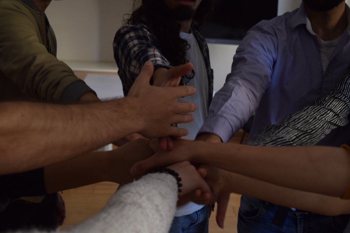 BilateralHarmo1's tweet photo. From our event "Let's meet each other" we learn that Greek-cypriots and Turkish-cypriots have many words in common. We believe strongly that we can live together in peace. Let your bias behind and open your hearts. Let's move for a better future. #bilateralharmony #unity #peace https://t.co/YAMI2xPaUs