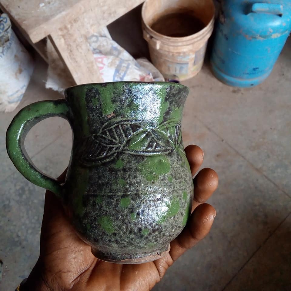 Adeoti_afeez's tweet photo. @iam_Davido Kindly dm to have your name on this in different colors and styles https://t.co/377RCRlQ3O