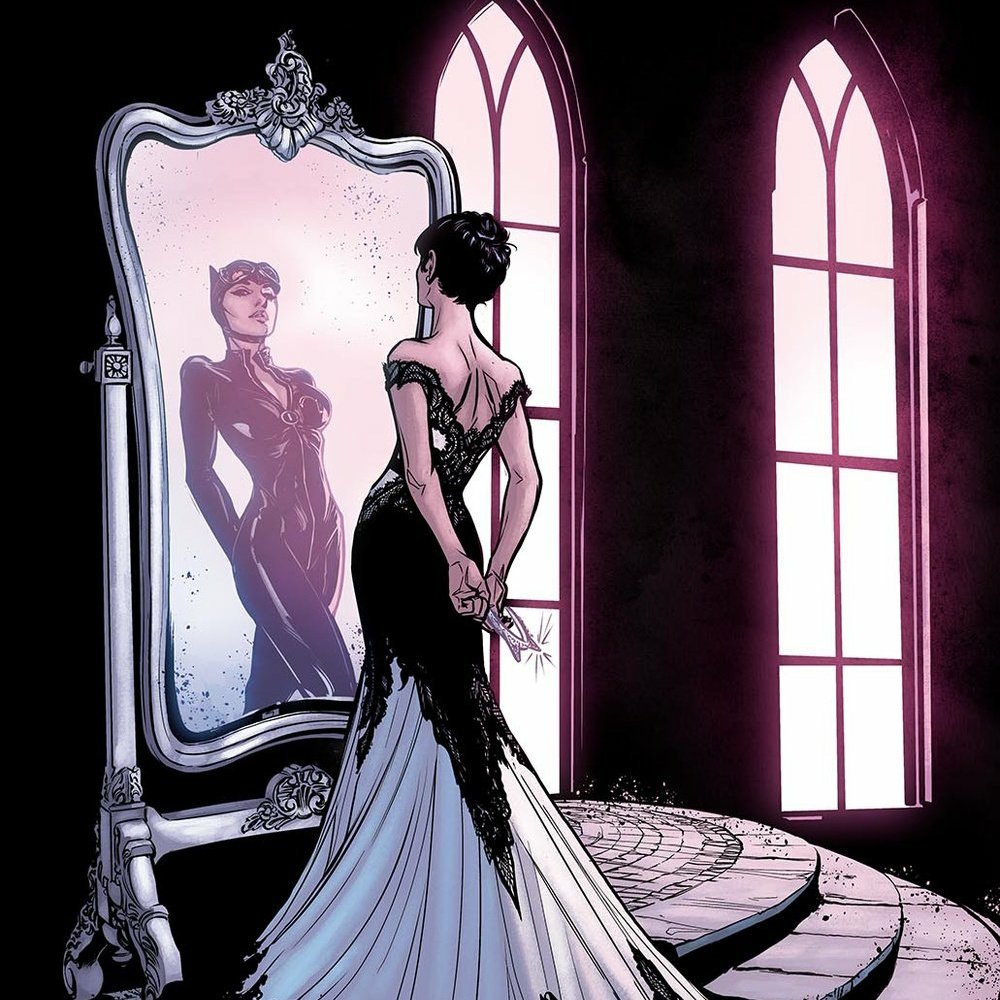 thiefselinakyle's tweet photo. ༺ Selina Kyle ༻    
            alias  «Catwoman» 💎

   彡 Ladrona de guante blanco
   彡 Vigilante nocturna de Gotham
   彡 Buscando a Bruce Wayne
   彡 RP en español

¿Me das un RT para darme a conocer? 🐾👠 https://t.co/PW3bTc8kuJ