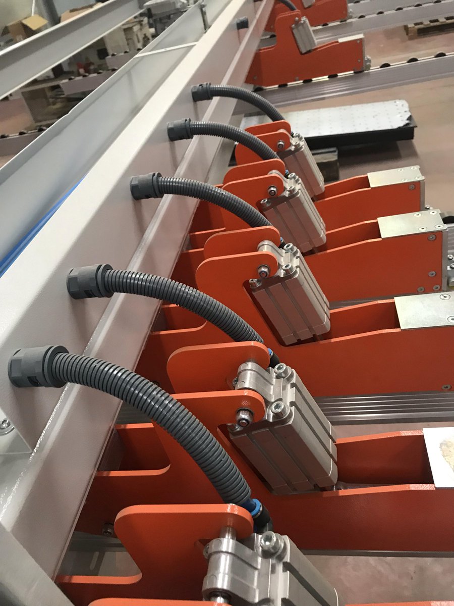 ortackablo's tweet photo. Ara bağlantı ürünlerimizin kullanımı #cable #cableglands #spiral #electric @UretimYerli https://t.co/kvl2uHN4cl