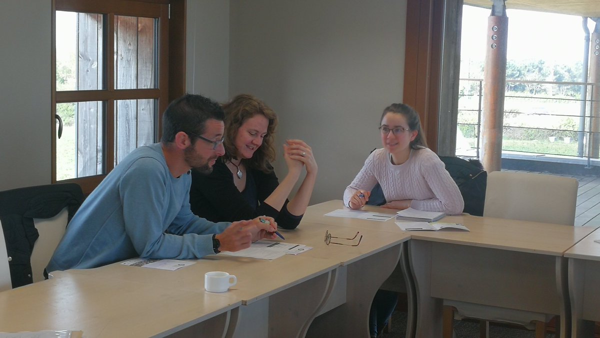 RECTOVERSO79's tweet photo. Sensibiliser les entreprises pour adopter des démarches d'éco-innovation ! De riches échanges lors de l'atelier @rectoverso79 avec les entreprises . 👌Bravo et merci pour votre participation ! @lorica_lab @atelierdubocage @GroupeMillet @CoeurDePom @DPCMobilier @poleeco @ademe https://t.co/6iyHbGJC6c