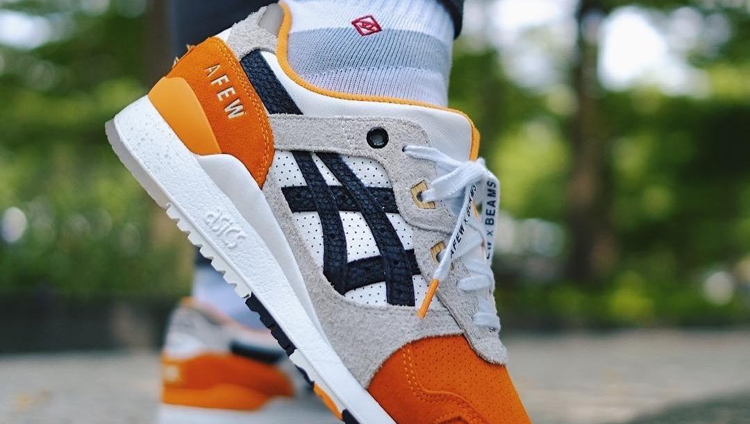 asics orange koi cena