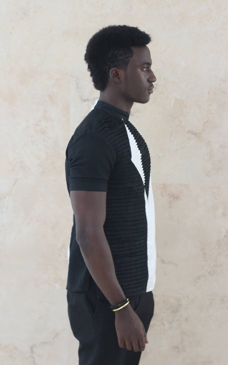 afrivazi's tweet photo. The design is in the detail 😊😊
#menswear
#mensstyle
#mensfashion
#mensaccessories
#fashion
#kenyanfashion
#africanfashion
#madeinkenya
#shirts
#afrivazishirts
#adventure
#exploremore
#blackandwhite 
#minimalism
#shapes
#proportions
#TuesdayThoughts https://t.co/lc2LjxAM4p