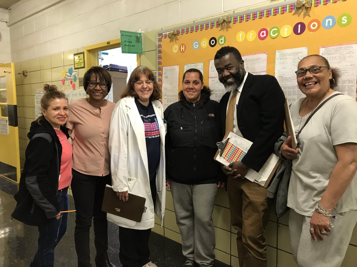 Calling all Scientists! 
P.S. 130x is grateful to see all the wonderful science experiments at our science fair. Special thanks to our parents and guardians who always come out to support our community.