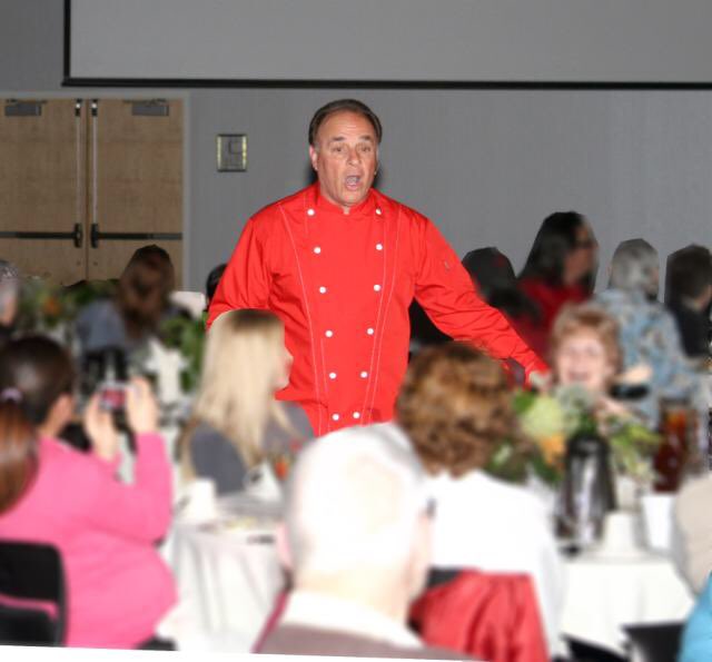 singinchef's tweet photo. I love singing in the audience during my VIP dinner shows. The guest have an incredible time I include everyone.#Florence #JimJaxMedia #SamBritton #Fundraisers https://t.co/nlYKUmt1PS