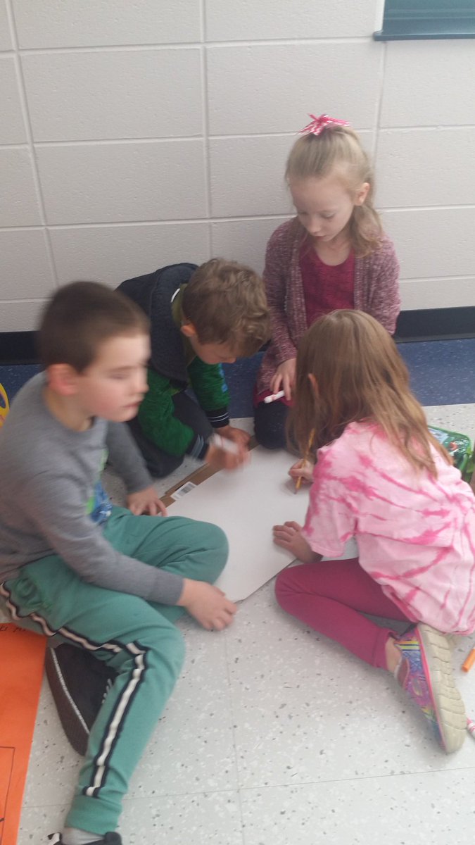 JLynn204's tweet photo. Kinders planning some awesome PL play areas! @lpelczynski @GreenbrierGator https://t.co/EReY4wpyyN