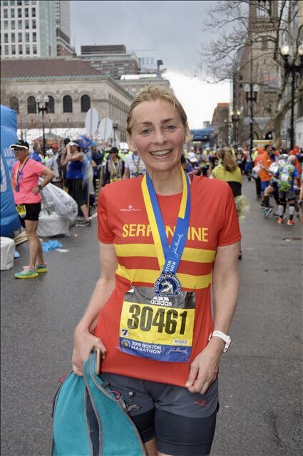 HBowdenJonesOBE's tweet photo. ThankYou @bostonmarathon for a most wonderful leafy 42Kms race yesterday. Loved every minute including the torrential rain!
Now resting and looking forward to @LondonMarathon in 12 days, chasing the big six! @WMMajors #runningdoc https://t.co/yYgIFrRFtU