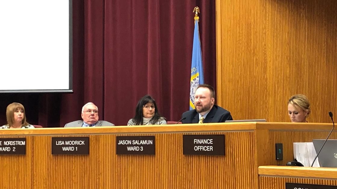 RCJournal's tweet photo. City council approves first reading of new parking ordinances https://t.co/kfcV1Bfl9B https://t.co/YspC7vGFRA