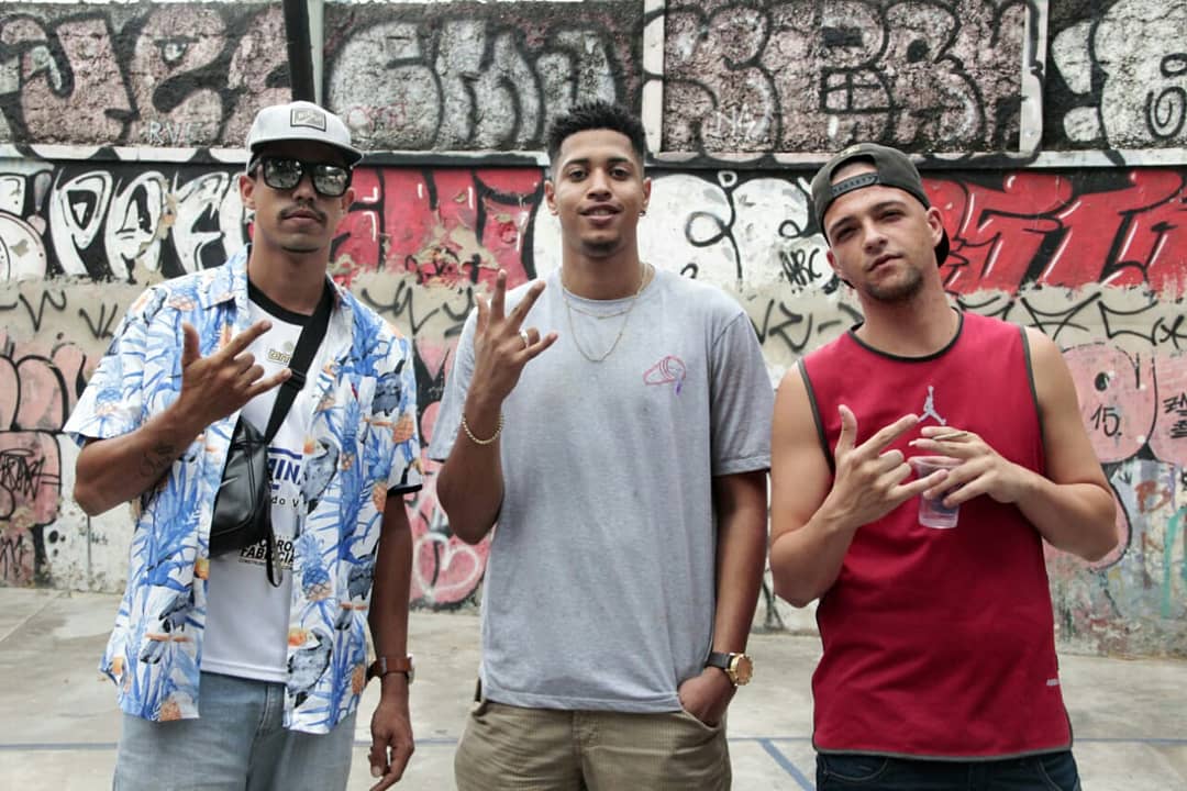 Pegreen_qdx's tweet photo. Satisfação total @familiaderua , essa oportunidade pra nós foi um sonho realizado, gratidão por cada um que fez isso acontecer 🙏
@questaodox no Duelo de Mcs 2019 - BH
"Agradecimetos:
@c2durapvda / Douglas Din "
.
.
📷Leandro Lana
#viadutosantatereza #rapvda https://t.co/4yWicrCFLA