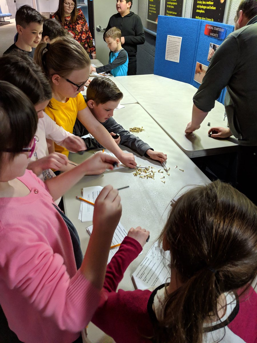 Roncalli3b's tweet photo. Fun with Forces ⁦@NLGEOCENTRE⁩ ⁦@RoncalliSchool⁩ https://t.co/tUoCN1LCvq