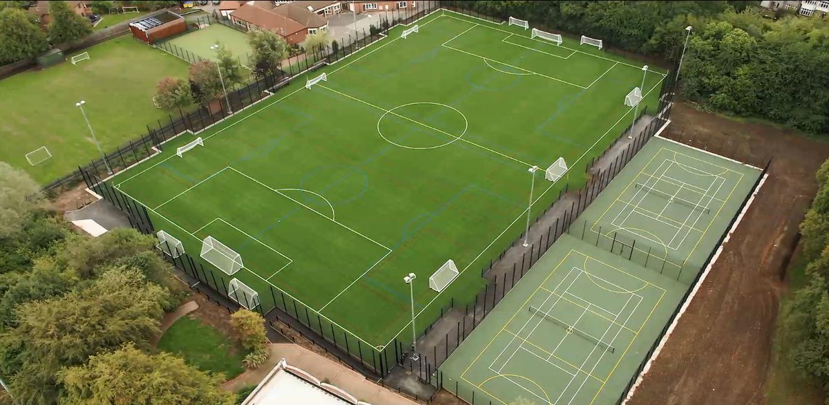 HOPEPARKSPORTS's tweet photo. Ariel view of our Astro Turf, 3G pitch, tennis and netball courts.
Both can be hired out as part of your £25.00 yearly membership👀🤩
@LiverpoolHopeUK https://t.co/lj3ekiTnqs