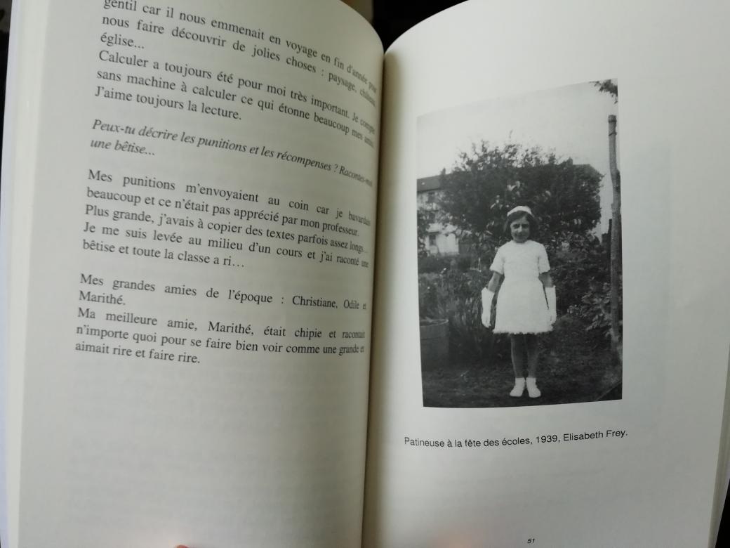 RaviveRecits's tweet photo. Une des auteurs déguisée en patineuse pour la fête de l'école... Extrait de "c'était notre enfance", le livre co-ecrit par les résidents @Senioriales de Dijon ! #recitsdevie #memoire #ravive https://t.co/Q40MgnSuP4