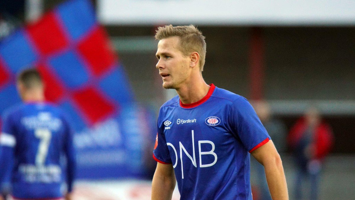 ValerengaFR's tweet photo. Valerenga 4-1 Tromsø 
⚽️ Finne 
⚽️ Ejuke 
⚽️ Shala
🏆 5ème ↗️

Valerenga (2) 8-2 Follo 
🏆 1er ↗️

#OslosStolthet https://t.co/gPCLopNqMi