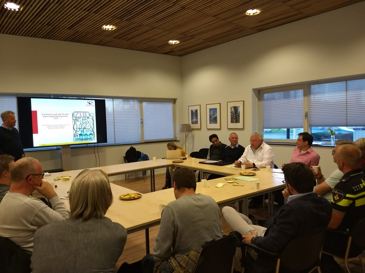 We hadden vorige week een drukbezochte bijeenkomst over de veiligheid in Utrecht Zuid. Bewoners, bedankt voor jullie komst! #Hoograven #Lunetten #Tolsteeg #UtrechtZuid