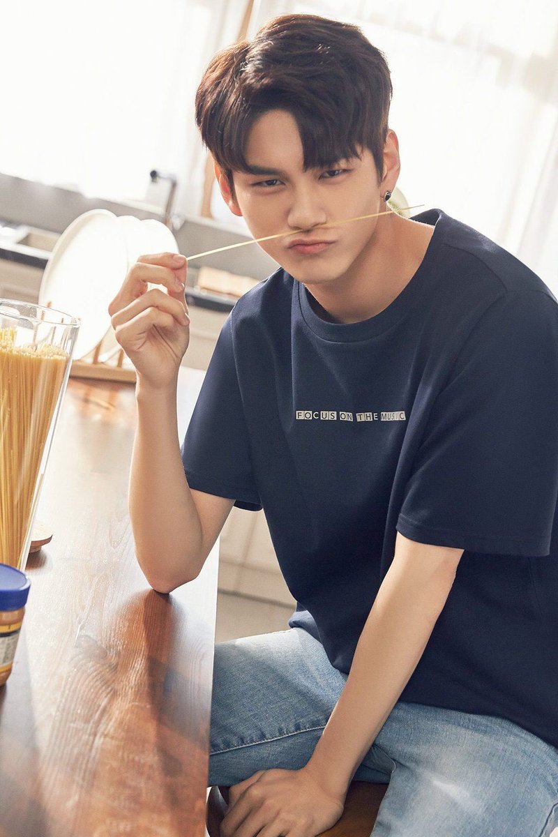 หมื่นลี้ ✨โอชิน้องแว่น tweet media