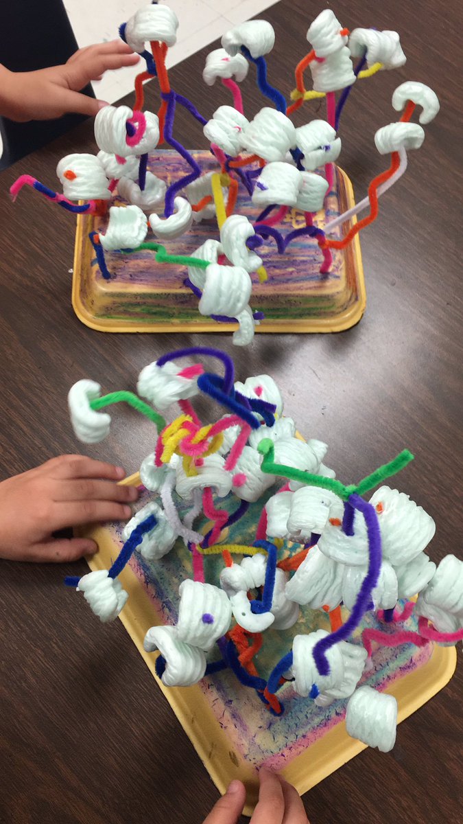 almadeleonrocha's tweet photo. PreK Sculpture 😍 @NISDWanke https://t.co/1s32A6qVd4