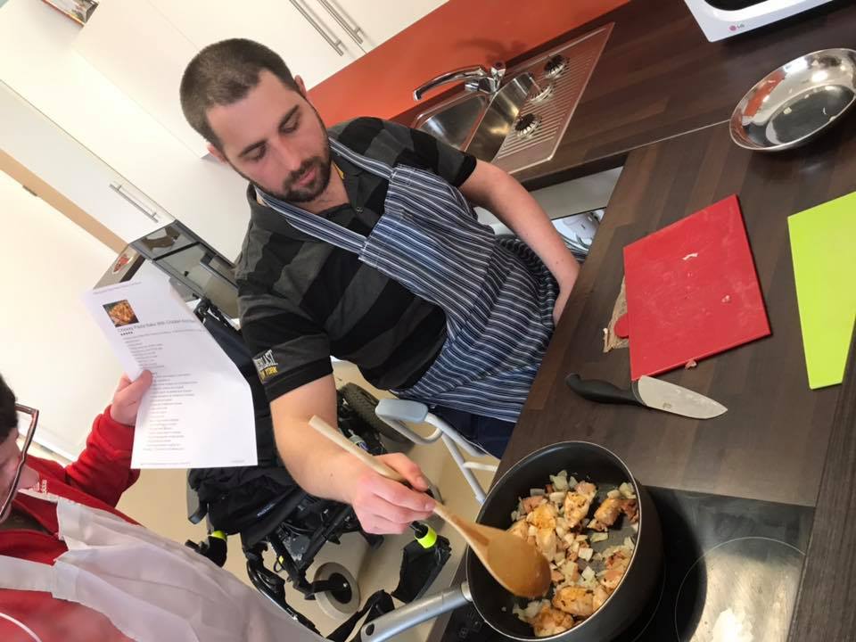 Dirrans_centre's tweet photo. The shop, cook, eat group made a cheesy pasta bake in Monday's afternoon class, plenty of food prep with a tasty reward! Easy to adapt to add any other favourite ingredients, the healthy spinach was lovely! Try it at home: https://t.co/wdjU3juSUd #dirranskitchen https://t.co/8KJShn3t1r
