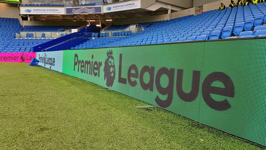 OfficialBHAFC's tweet photo. 🏠 Let's take a massive step towards @premierleague safety...

⏰ Three hours to go.

#BHAFC 🔵⚪ https://t.co/XLRNRIsIdz