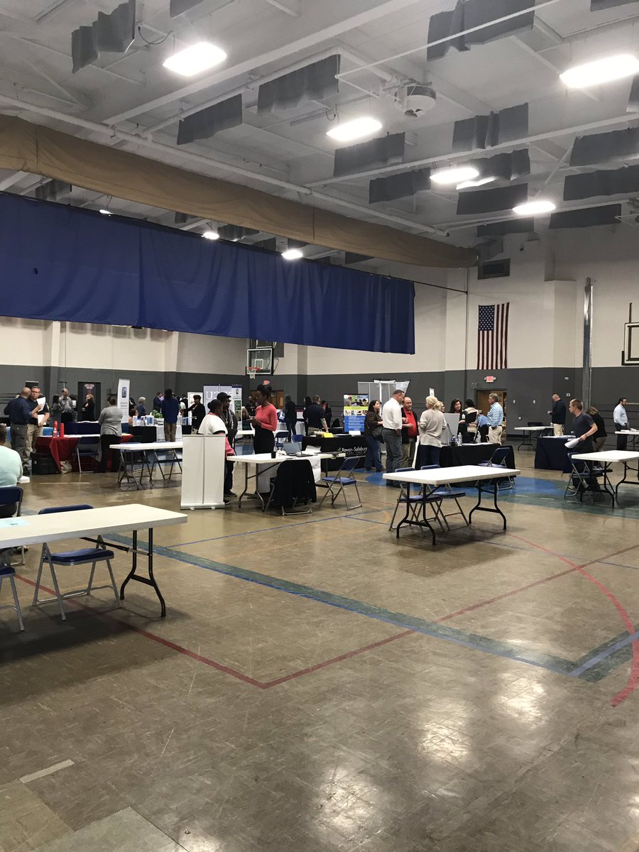 s_kiengkham's tweet photo. Stop by and see us at the @CitySalisburyNC community job fair! #DreamlinerHR132 #HR #Team #employees #TeamSalisbury #LocalGov #EmployeeExperience #Civic #Sway #SalisburyWay #Engagement #SalisburyNCHR #HumanResources https://t.co/I6zklRrnw1