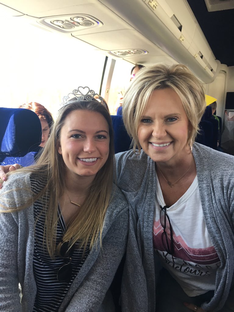 AundreaLudlow's tweet photo. #BHCMplaybook #SWdifferencemaker https://t.co/kNsjLmD6Br