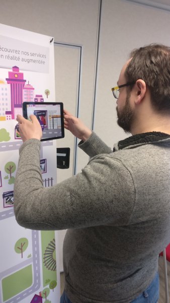 ITCaisseEpargne's tweet photo. Clap de fin pour la #StationDigitale🚀

Des stands ont été mis en place sur nos sites où nos #BusinessTechnologistes ont pu (re)découvrir les nouveautés digitales de l'entreprise 🙌🏼

Au programme : #innovations imaginées par notre Lab, jeu autour de notre réseau social #Yammer... https://t.co/rj6zWybsiK