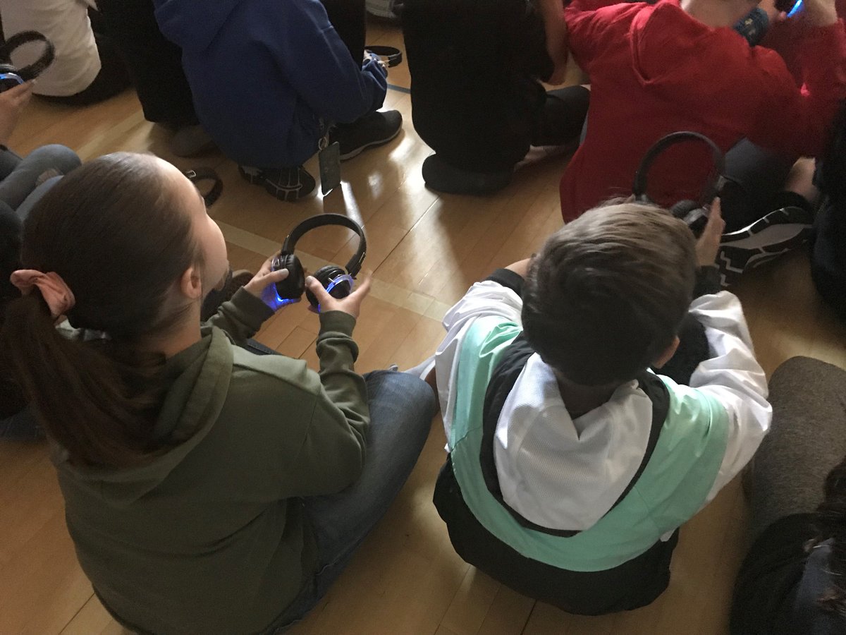 BravesWMS's tweet photo. Good job, 6th graders! WMS 6th graders enjoyed a special DJ activity as their RISE reward for the marking period. #WMS #WMS6thgrade #RISE #RISEABOVETHEEXPECTATIONS #Music https://t.co/aoulBQK5uu