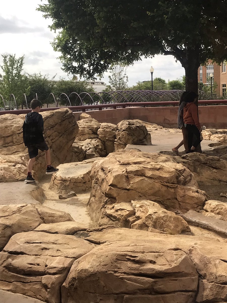 MissLimTCE's tweet photo. DinoDig Discoverers! #tce4th #BetterTogether https://t.co/EaHvVIPTaU