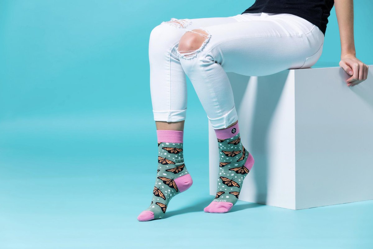 SockFancy's tweet photo. Float like a 🦋 sting like a 🐝 #sockfancy https://t.co/p4CACgSpqt