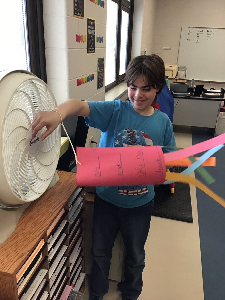 twcspeech's tweet photo. Hands on learning about wind socks and how they help us to determine wind direction and speed 🌬🍃 https://t.co/xsVaAG6caF