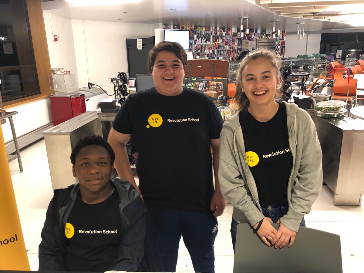 rvltnproject's tweet photo. Ready to make a difference? Apply to join our founding class and see what it could be like to break down the walls between learning and life! #gettoknowustuesday https://t.co/HmbfhXIyxp