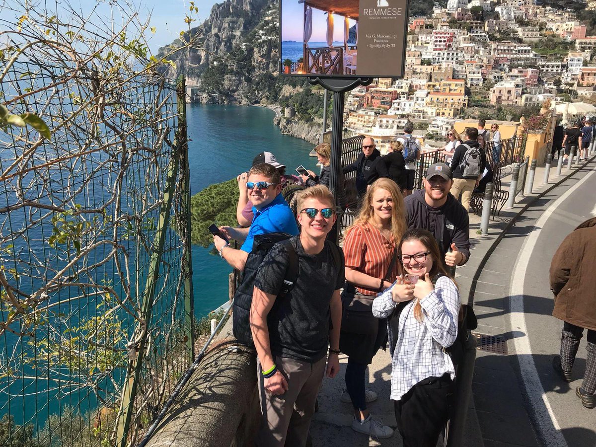 WalshGlobal's tweet photo. Hi! Isn't this breathtaking? @WalshUniversity Rome spring students embracing the amazing view of the Amalfi Coast! https://t.co/hrjI4JAxV3
