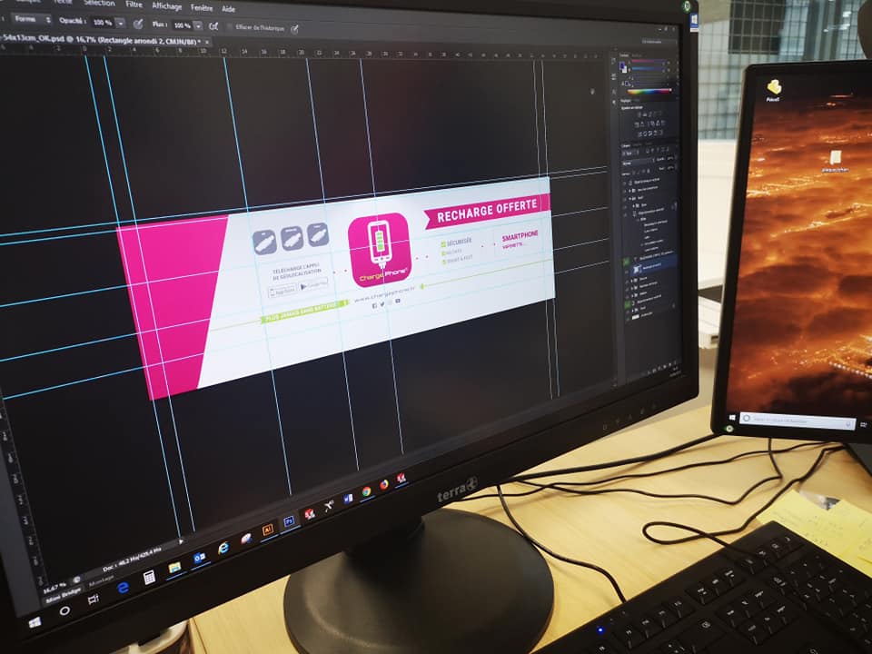 chargephone13's tweet photo. Visite chez notre fournisseur partenaire pour lancement de fabrication !!.... ( Plan 3D du pied) merci Thierry & Thibaut
#LANCEMENT #JAMAISSANSBATTERIE #CHARGEPHONE #TRAVAILDEQUIPE #CONCEPTIONNUMERIQUE https://t.co/cWTBZLrvMG