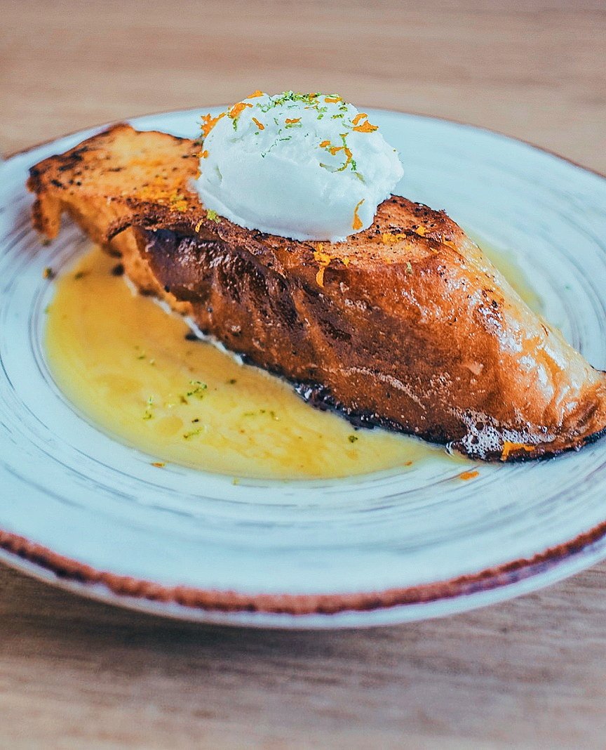 En mi post de hoy os hablo de 6 torrijas que están durante todo el año en carta. Para que podáis comer torrijas todos los santos días. bit.ly/2GoPcb2
#semanasanta #semanasantamadrid