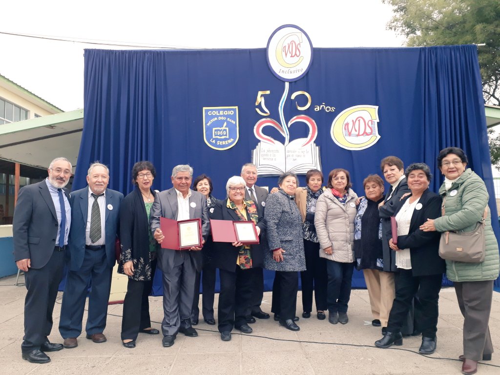 CorpoLaSerena's tweet photo. 👦👧🎂#50Años Educando en la Diversidad celebra hoy el Colegio Víctor Domingo Silva, establecimiento municipal  pionero en la comuna en desarrollar un trabajo pedagógico basado en un sello inclusivo🙋‍♂️🙋‍♀️🔔 https://t.co/w1MaUUIGO6