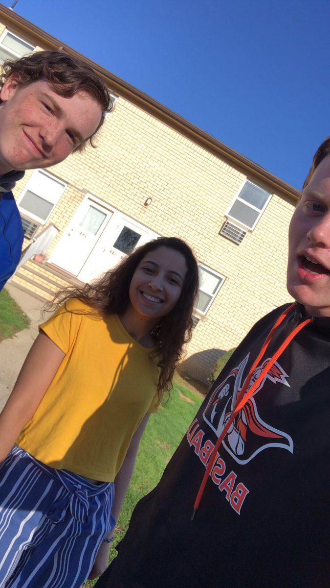 Shymaa couldn’t see Bells ghostly white body this morning as he got her in plain sight. Shymaa got out at 8:20 AM. Bell don’t forget about sunscreen for today’s game
